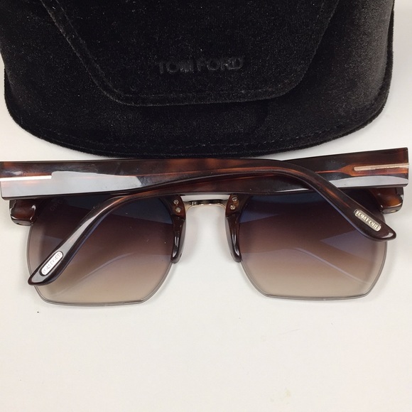 Tom Ford Savannah-02 TF552 Sunglasses - Picture 2 of 6